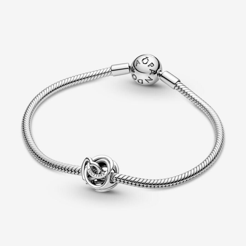 Charm Pandora Family Always Encircled Heart | IZN-61421505