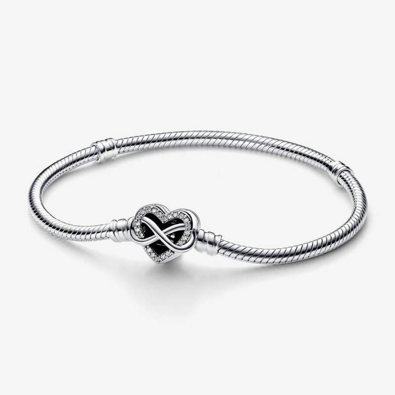 Bracelet Cha?ne Pandora Moments Sparkling Infinity Heart Clasp Snake | YKA-49799119