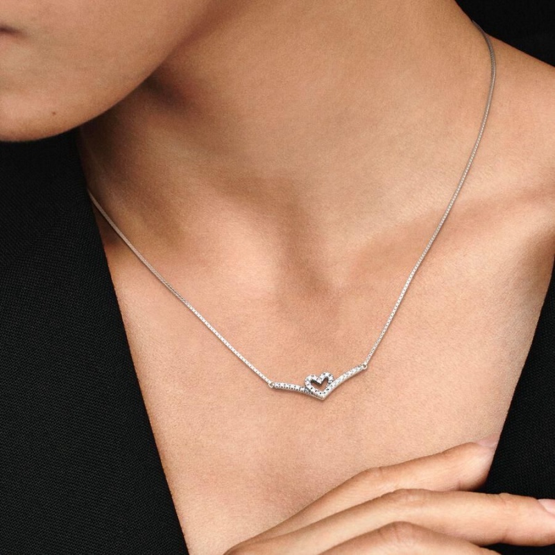 Collier avec Pendentif Pandora Sparkling Wishbone Heart Collier | UFM-85534601